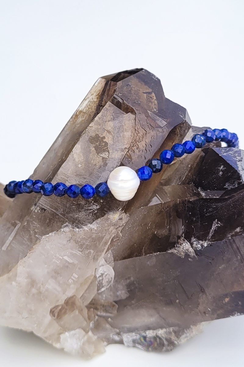 LAPIS LAZULI x TENYÉSZTETT GYÖNGY