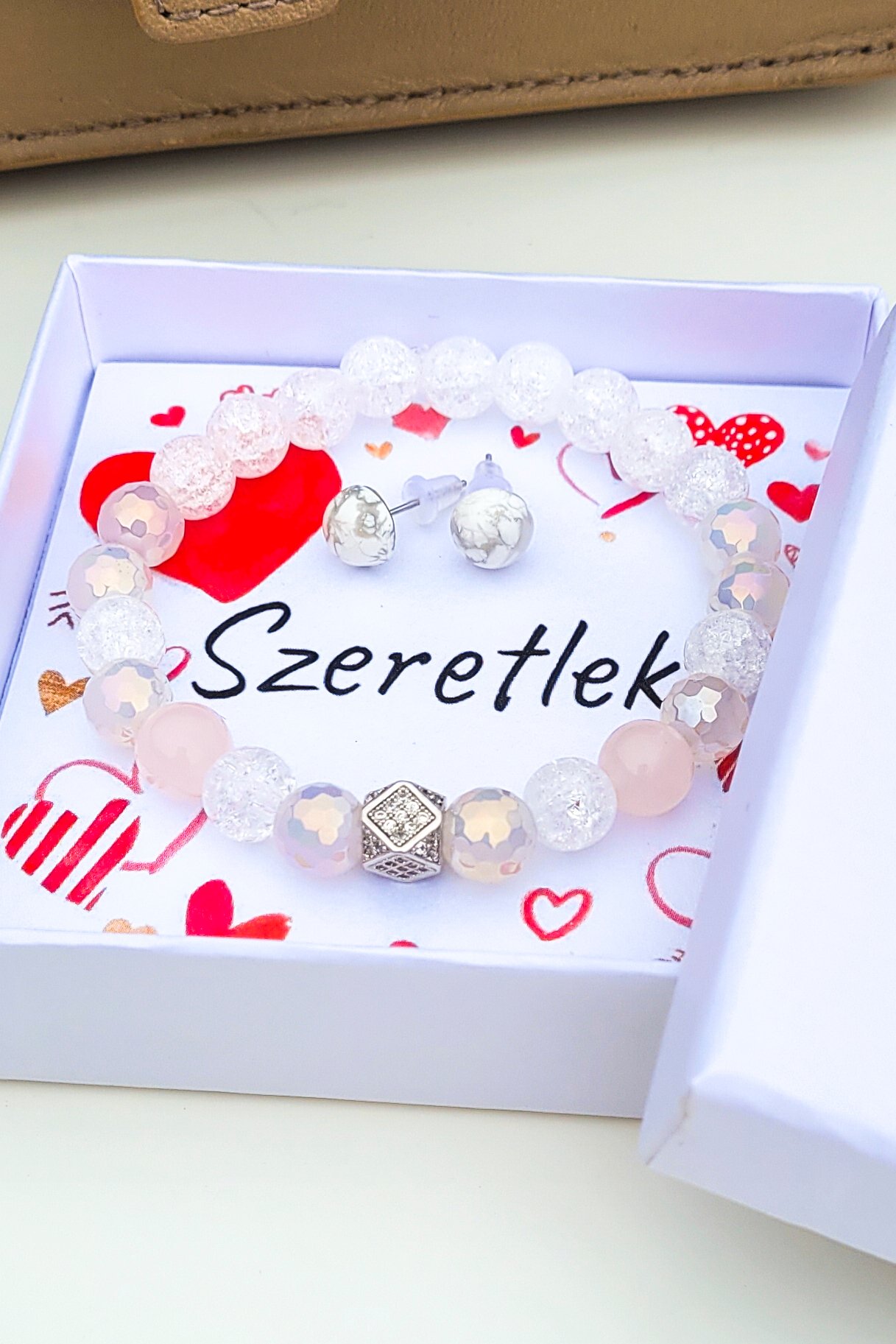 ÁSVÁNY SZETT - DÍSZDOBOZBAN, VÁLASZTHATÓ KÁRTYÁVAL