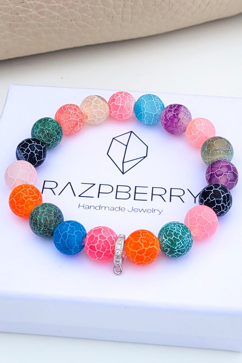 SZÍNEZETT REPESZTETT ACHÁT karkötő - választható köztessel